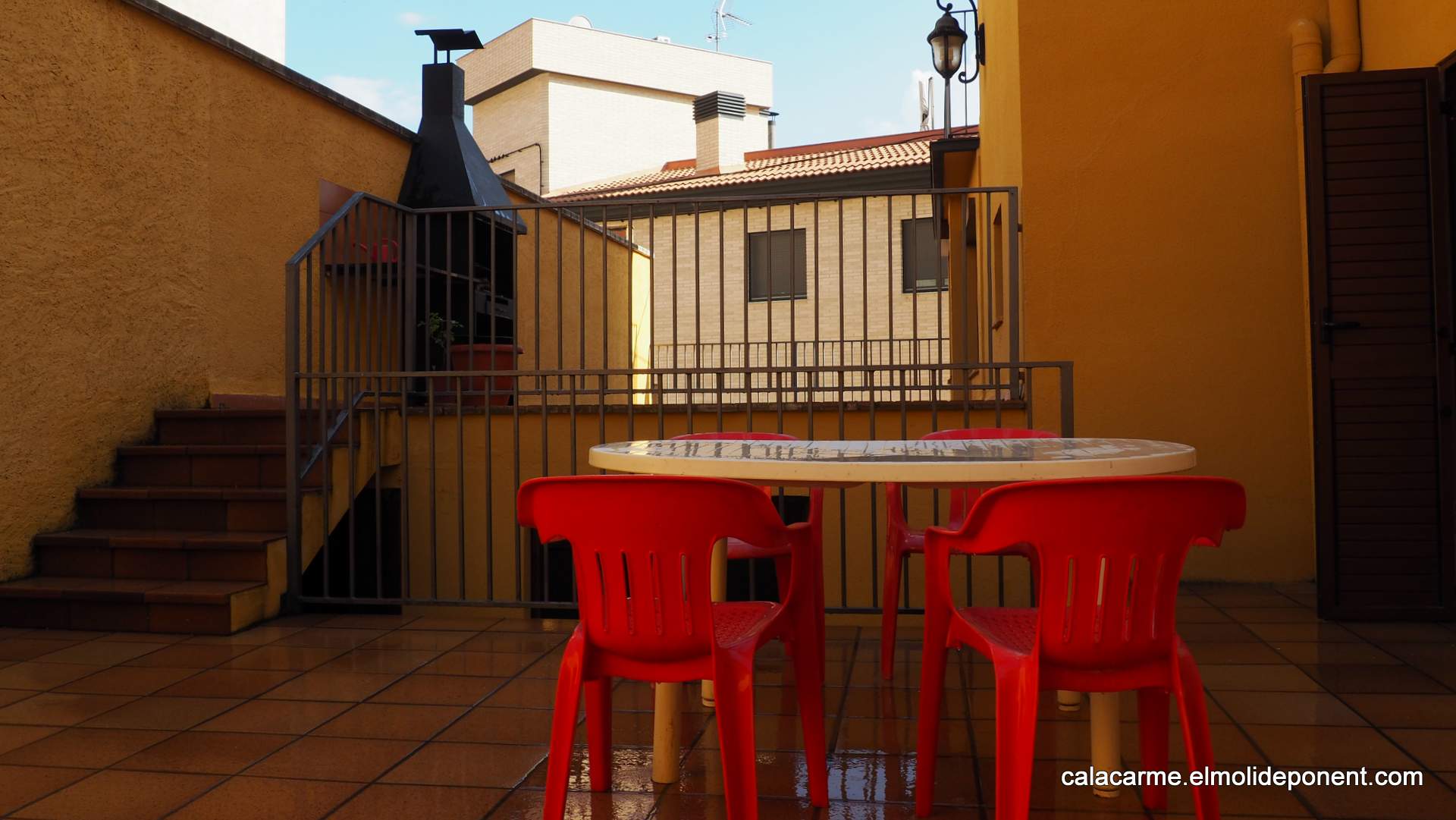 Terraza y barbacoa de Ca La Carme